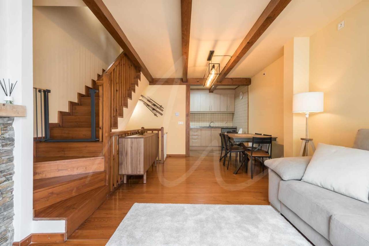 Casa Artiga De Lin By Seamount Rentals Les Bordes Luaran gambar