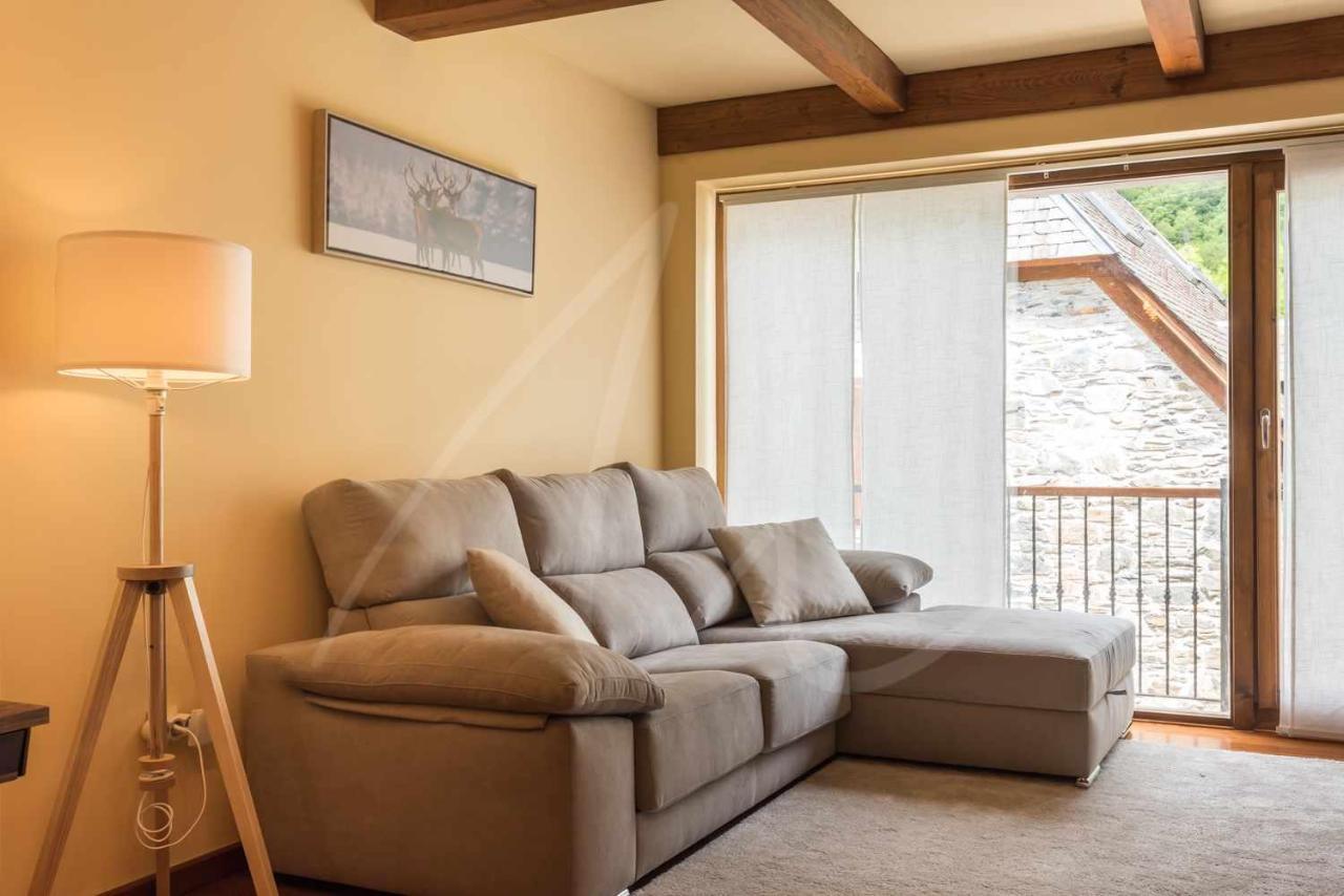 Casa Artiga De Lin By Seamount Rentals Les Bordes Luaran gambar