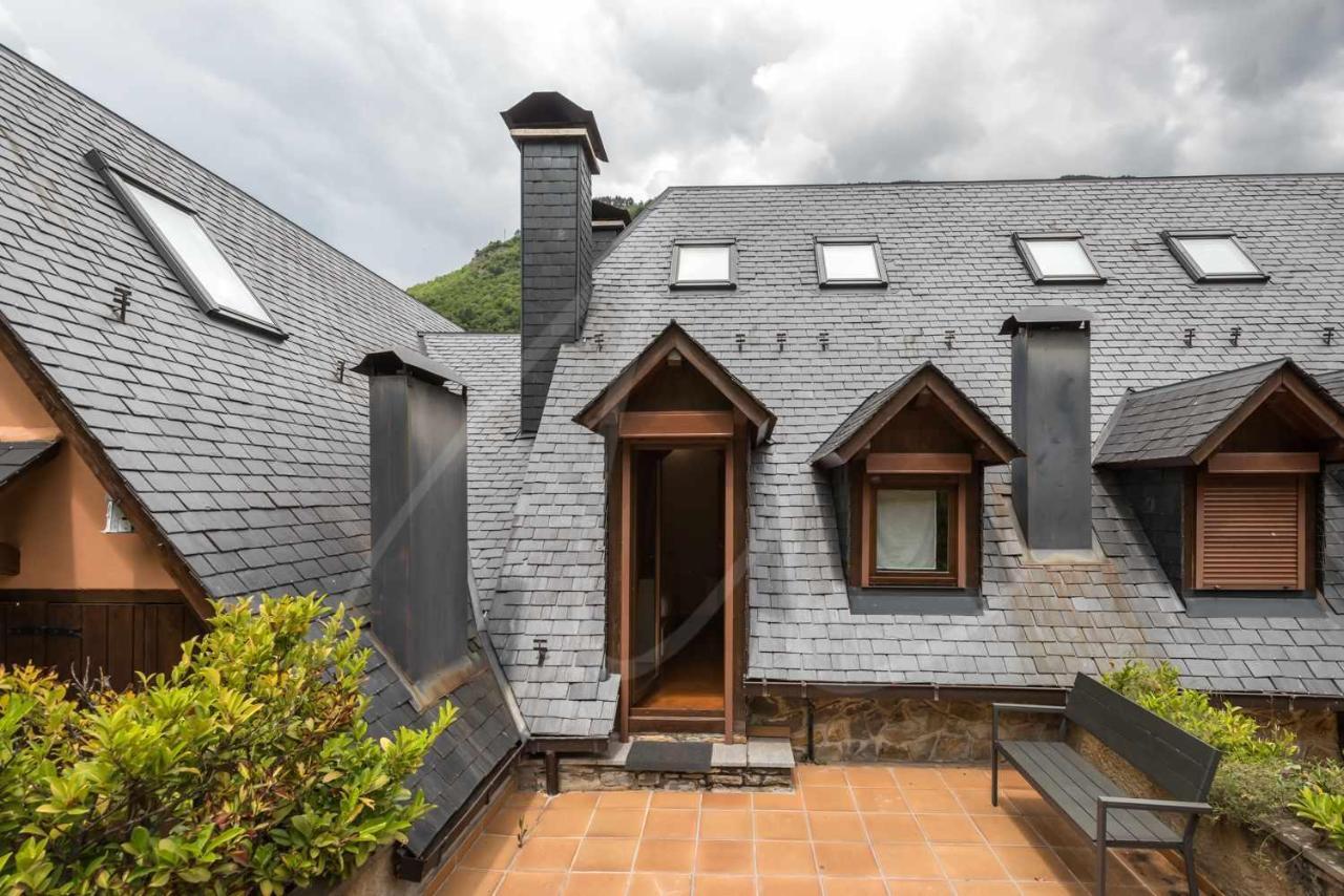 Casa Artiga De Lin By Seamount Rentals Les Bordes Luaran gambar